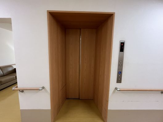 エレベーター