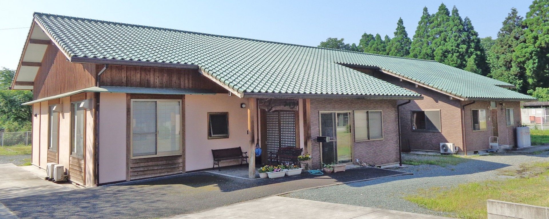 ゆったりとした一軒家風景