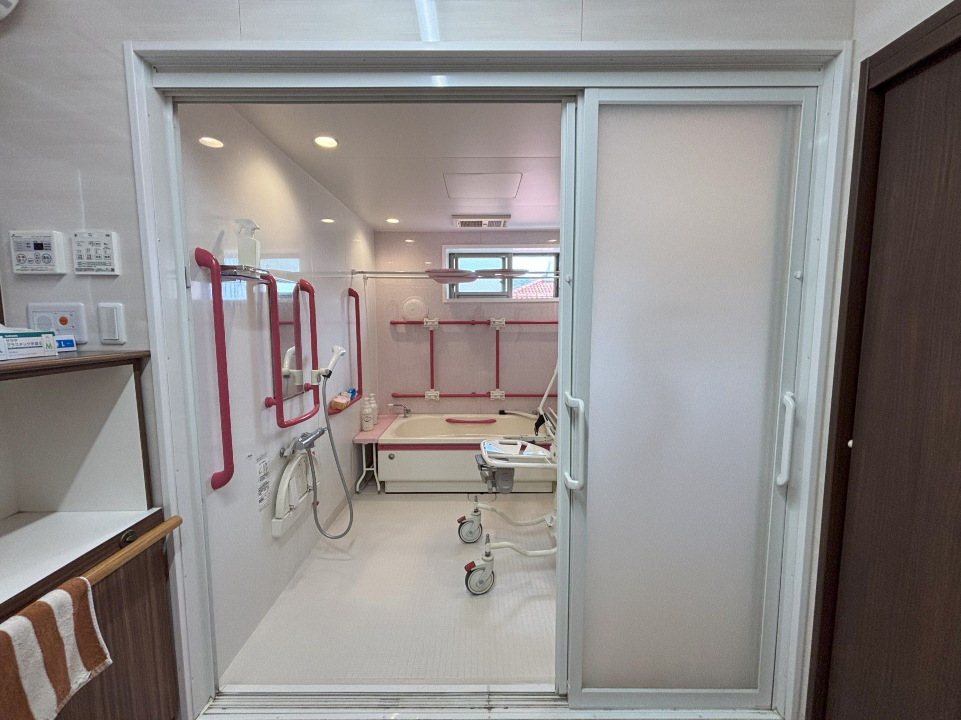 安全に配慮した浴室