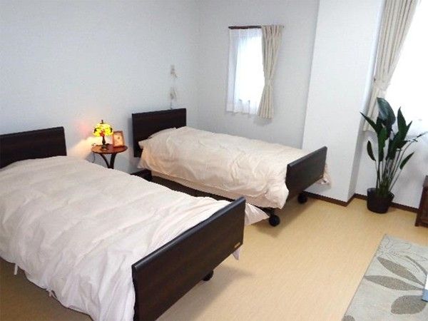 ゆったりとした二人部屋居室