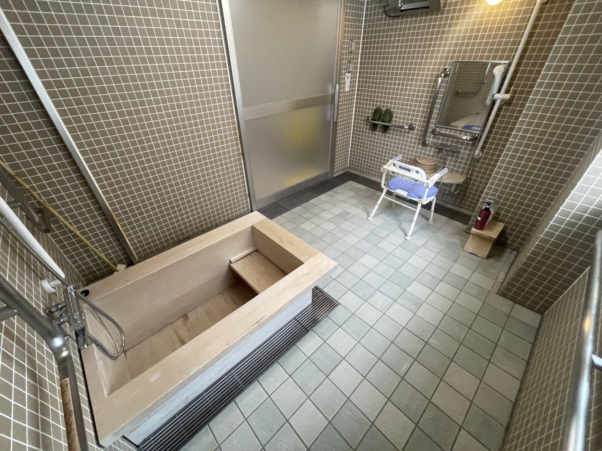 安全に配慮した浴室