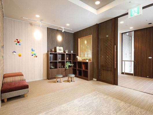 1F エントランスラウンジ