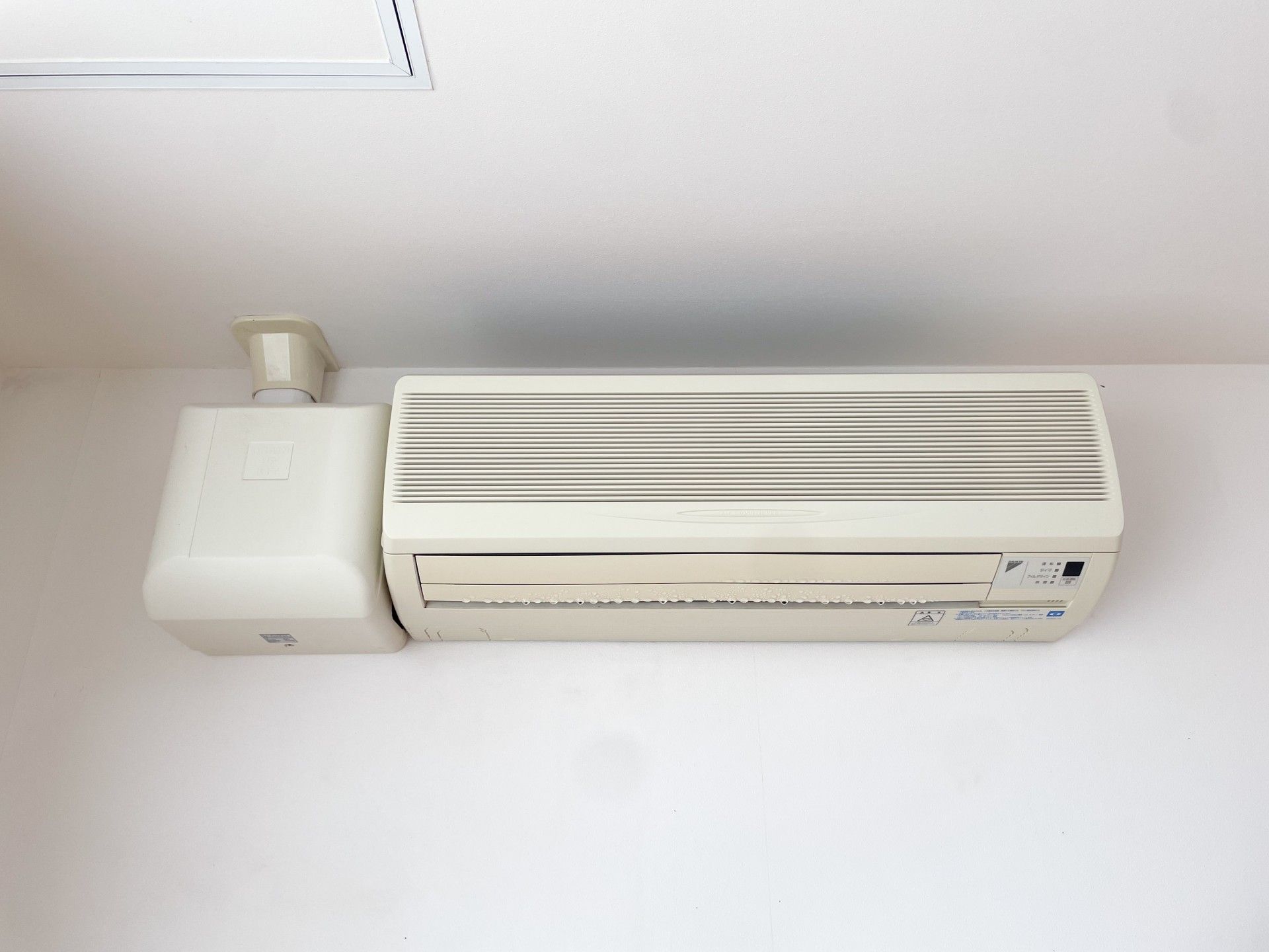 快適な空調設備の壁面