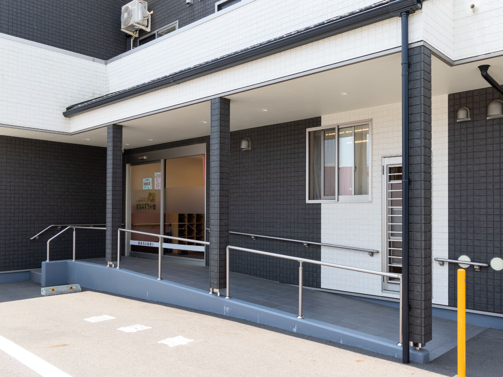 バリアフリー設計の玄関