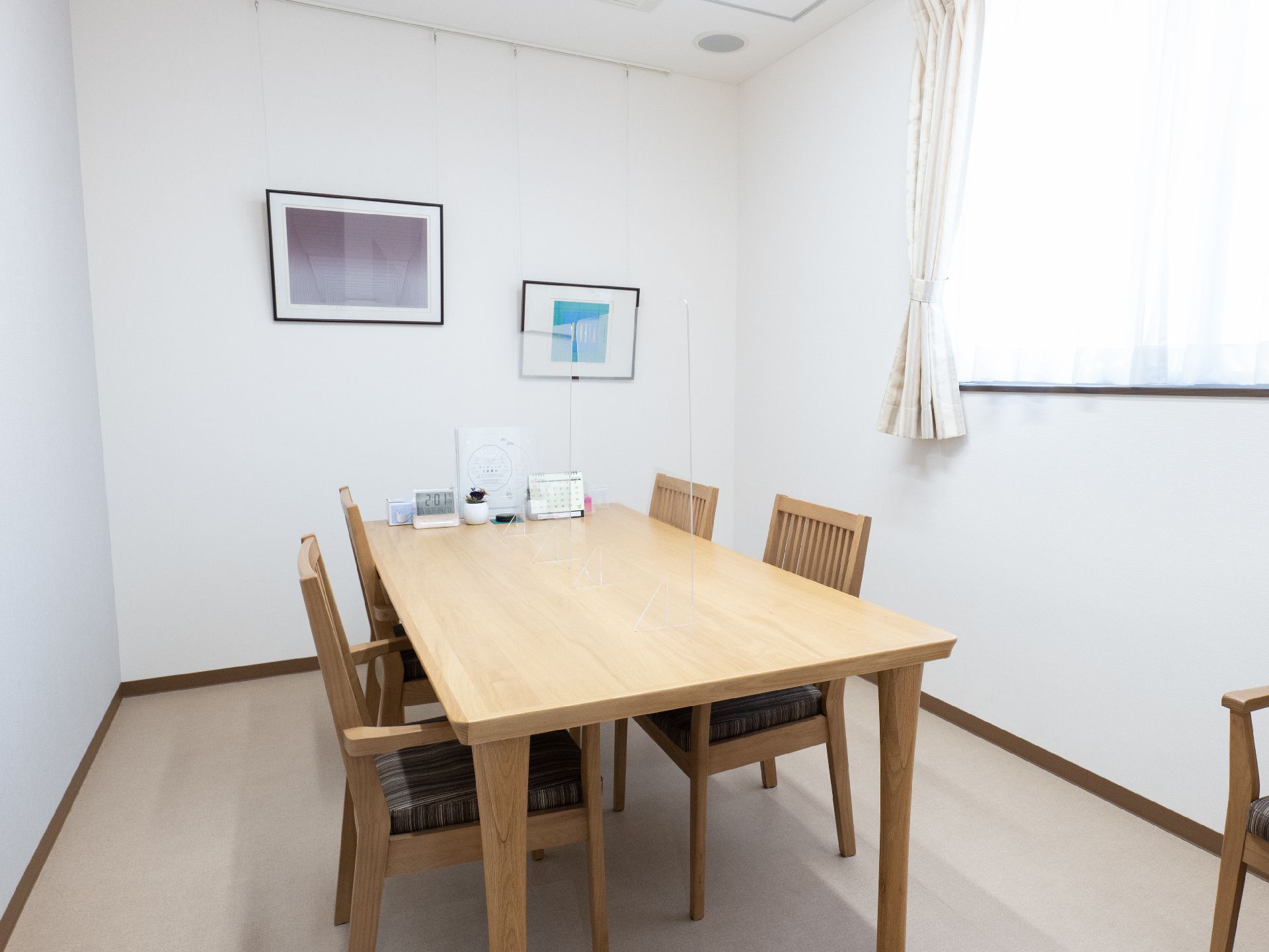 談話室のある高齢者向け住宅