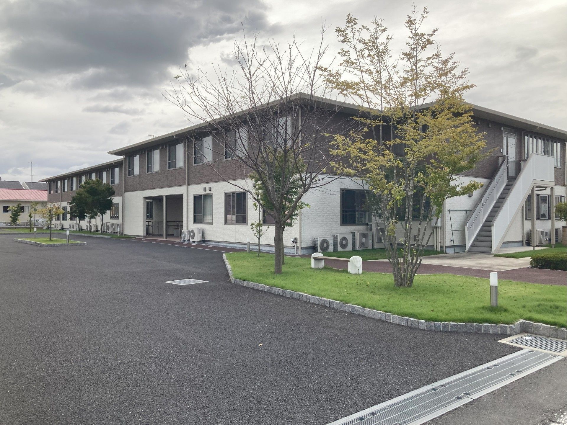 ゆとりある施設の外観