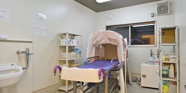 清潔な浴室施設