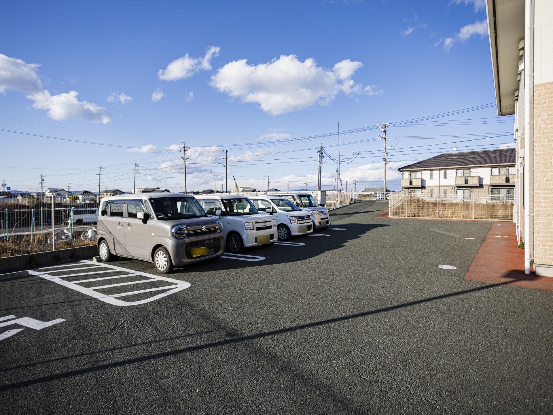 駐車場の風景