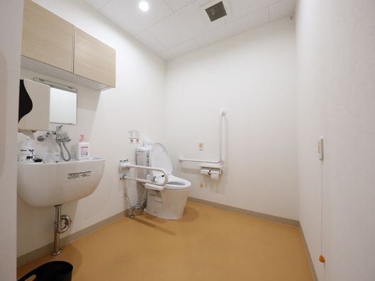 多機能トイレ