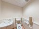 バリアフリー設計のトイレ空間
