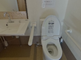 介護施設の清潔なトイレスペース