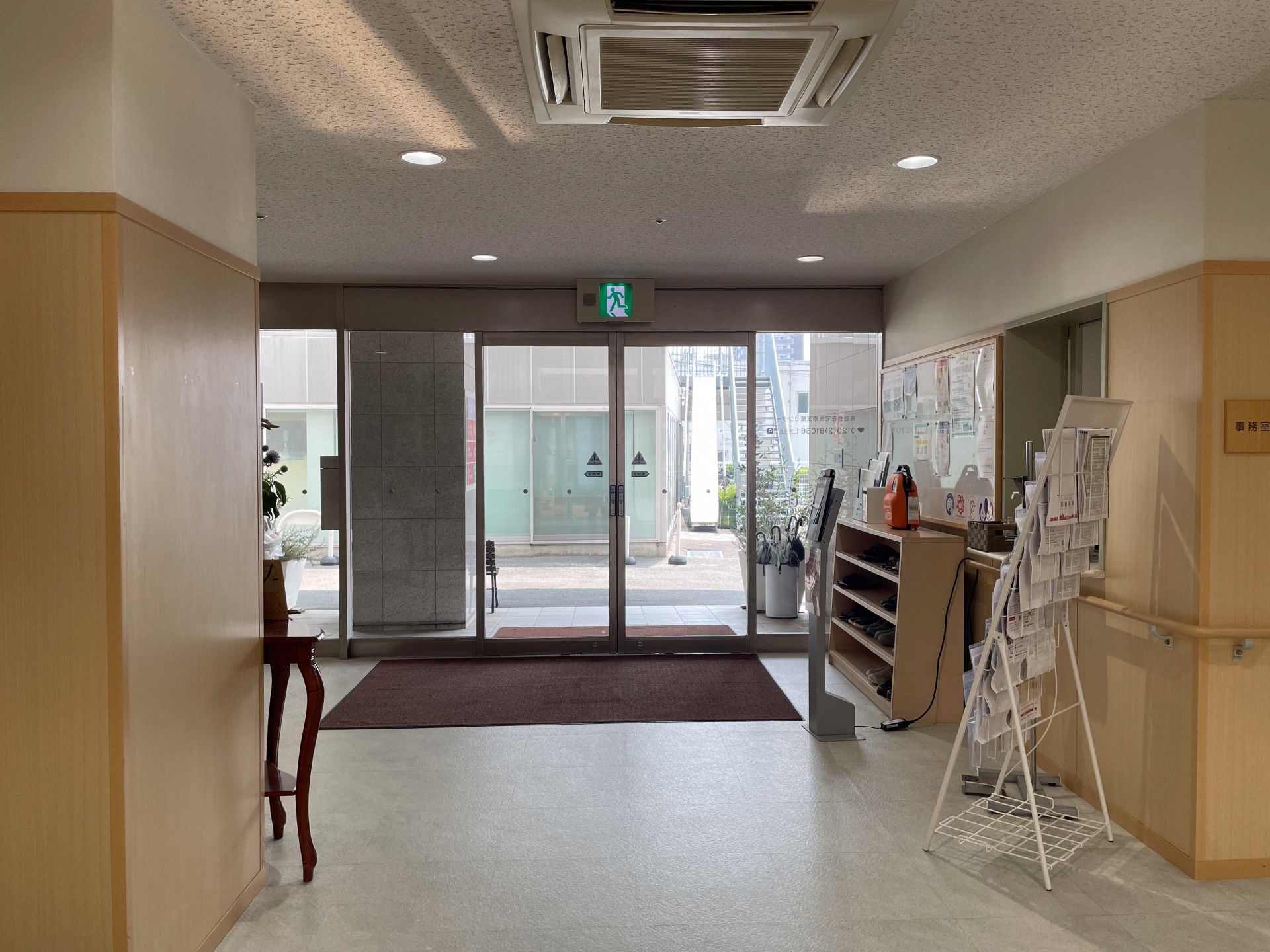 明るいエントランス