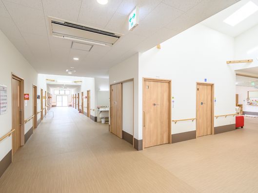 スライド式ドア