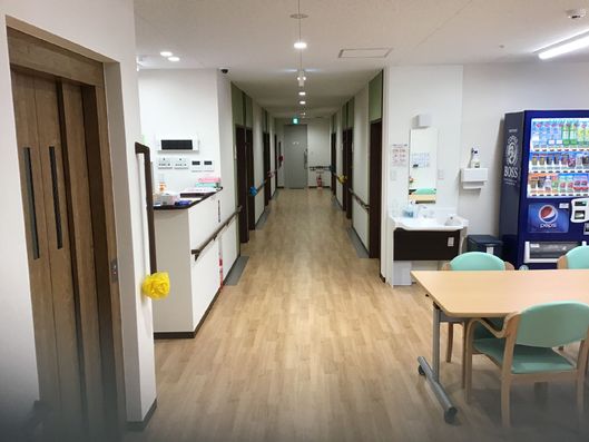 食堂・廊下