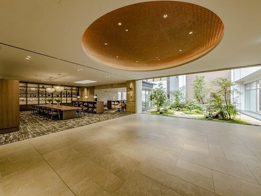 ライブラリーラウンジ