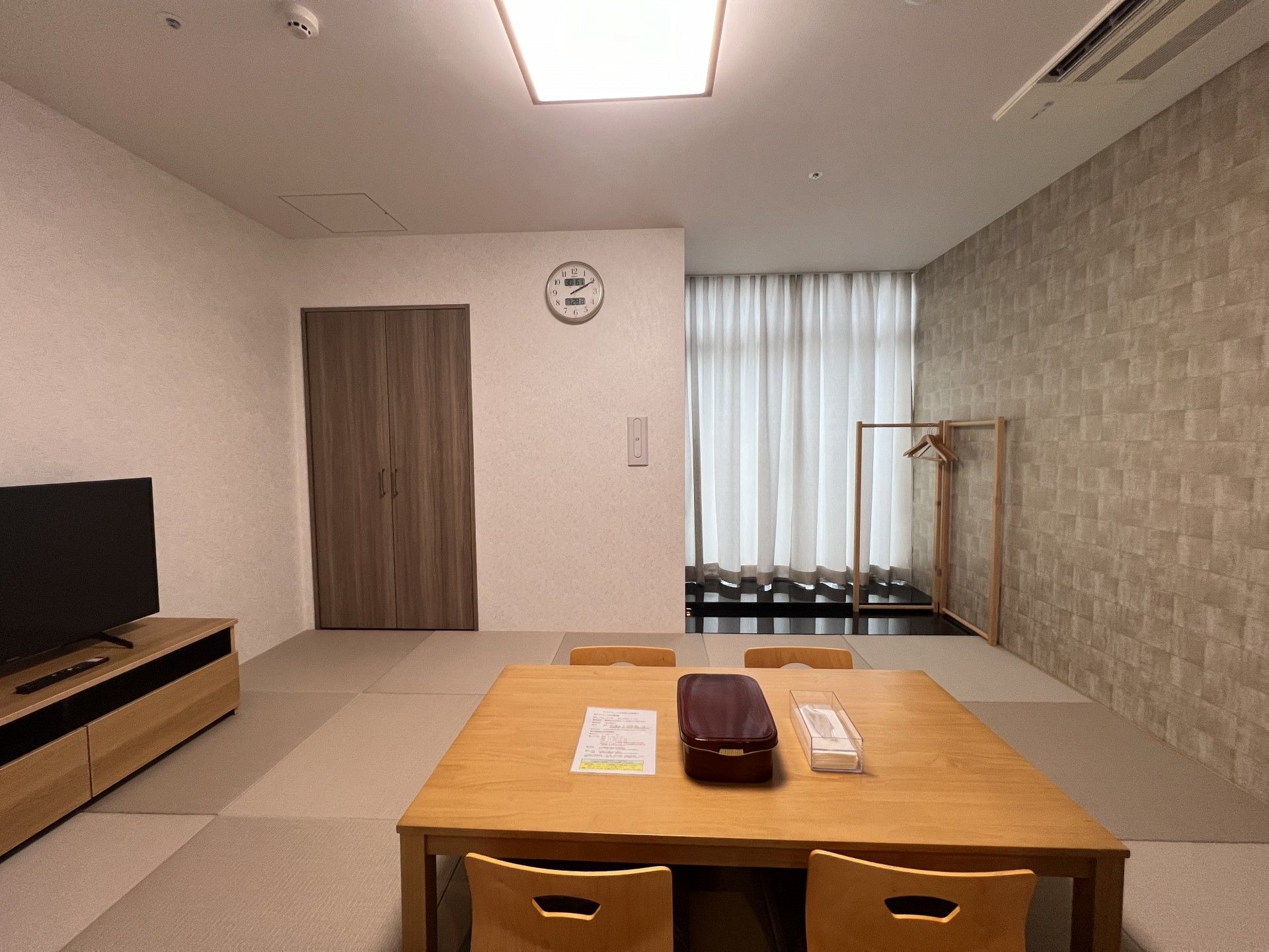落ち着いた雰囲気の居間