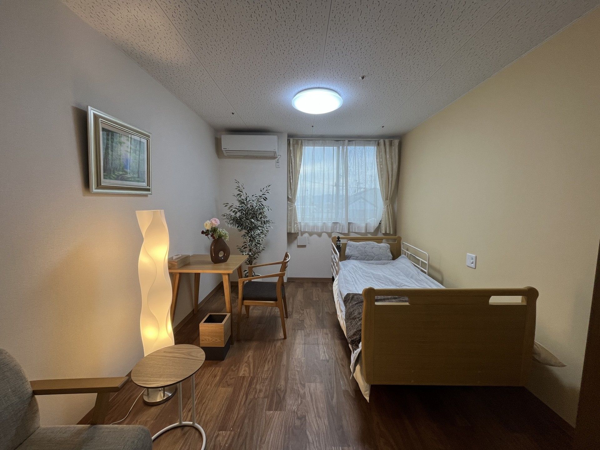 落ち着いた個室の様子