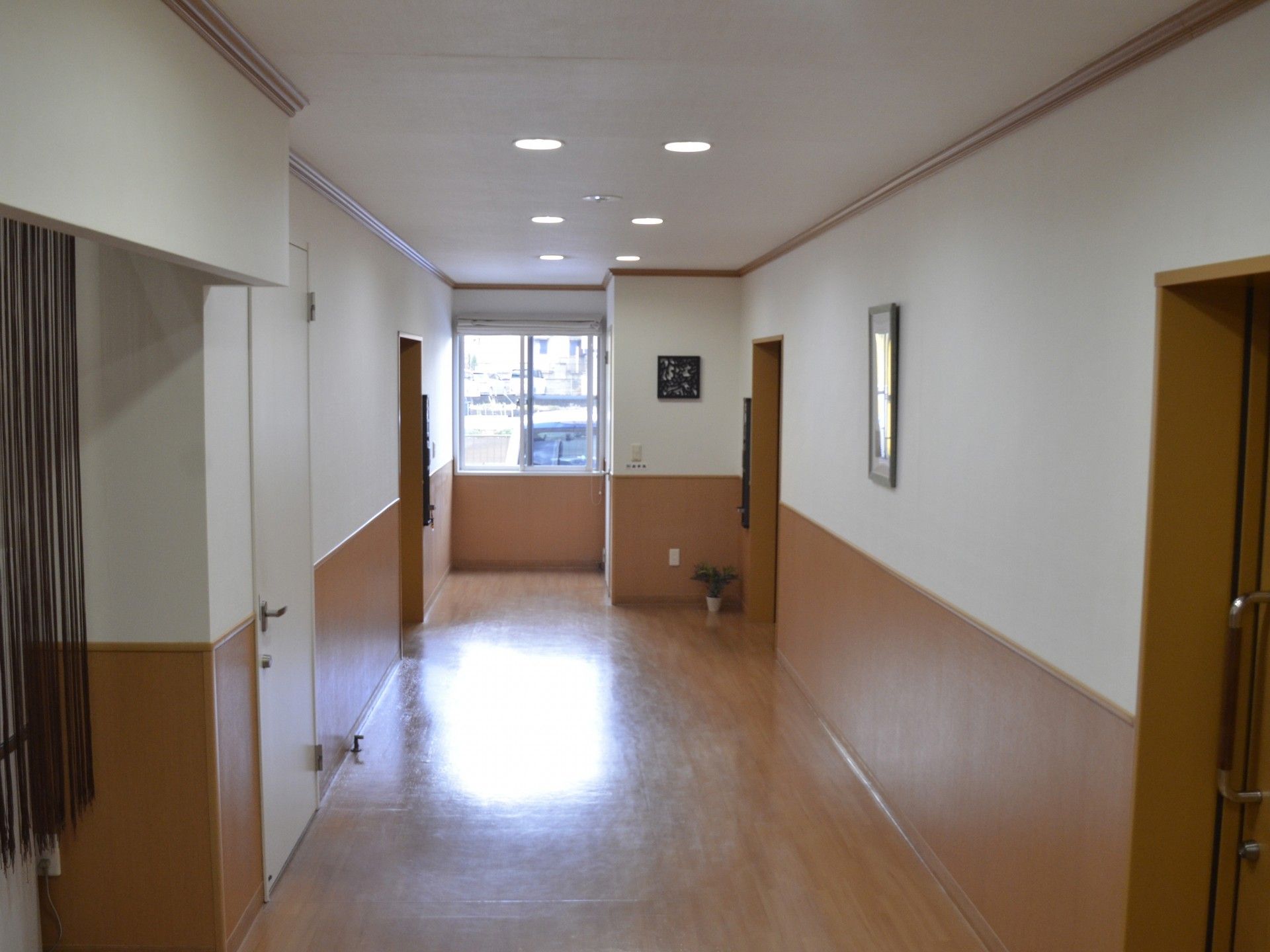 明るい廊下