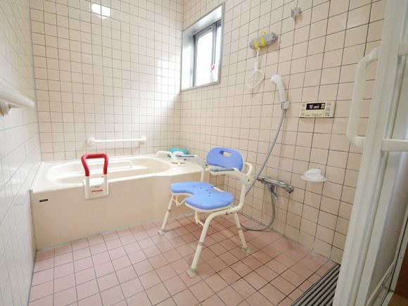 安全に配慮した浴室