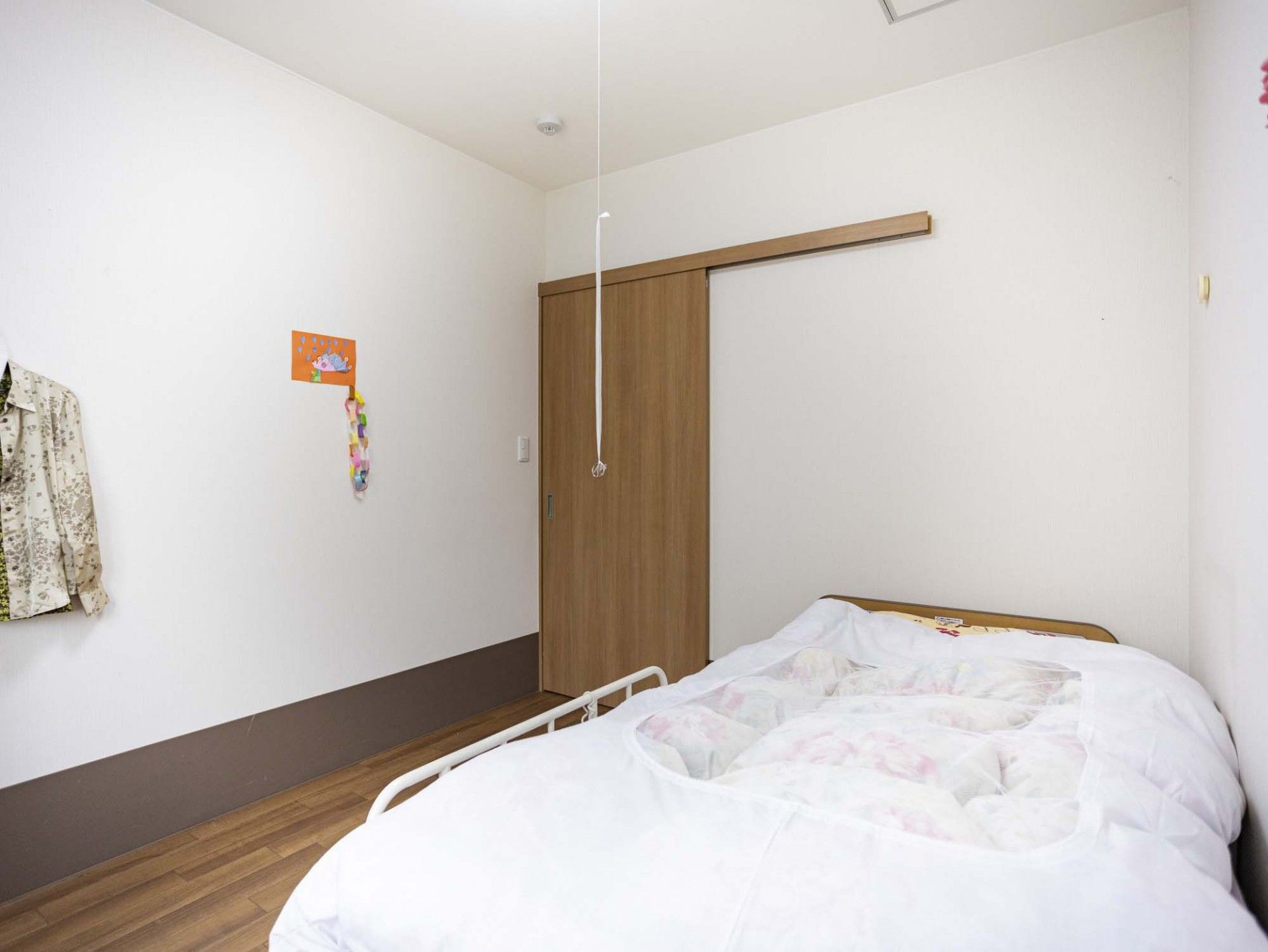 落ち着いた雰囲気の居室