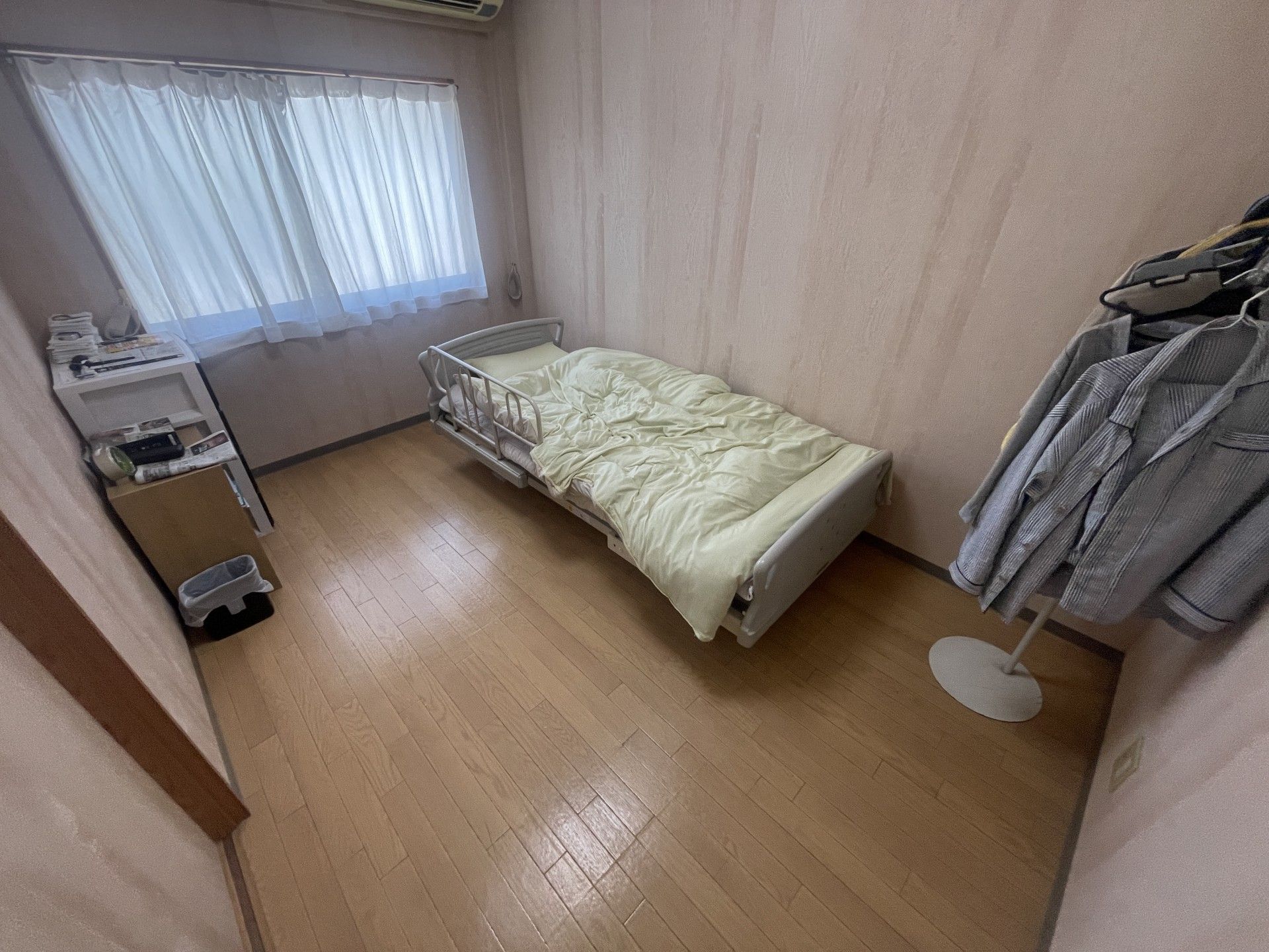 落ち着いた個室の様子