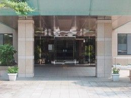 エントランスの外観