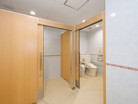 共用トイレ