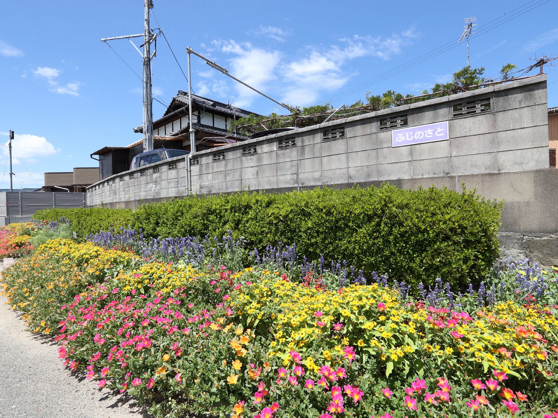 全室個室の施設外観