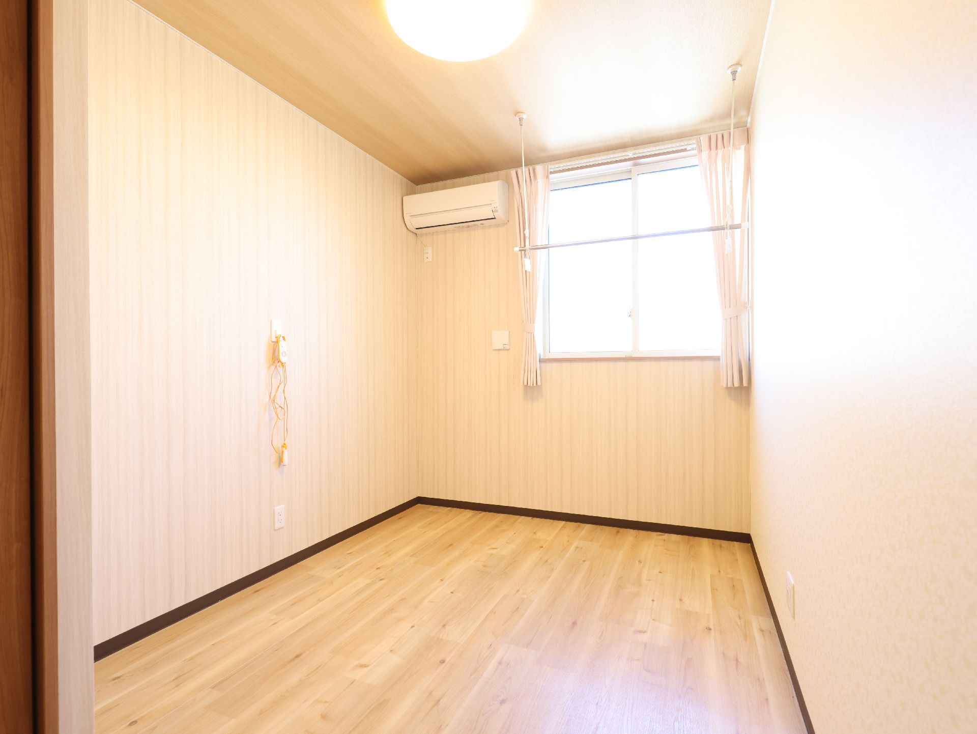 エアコンが設置された居室