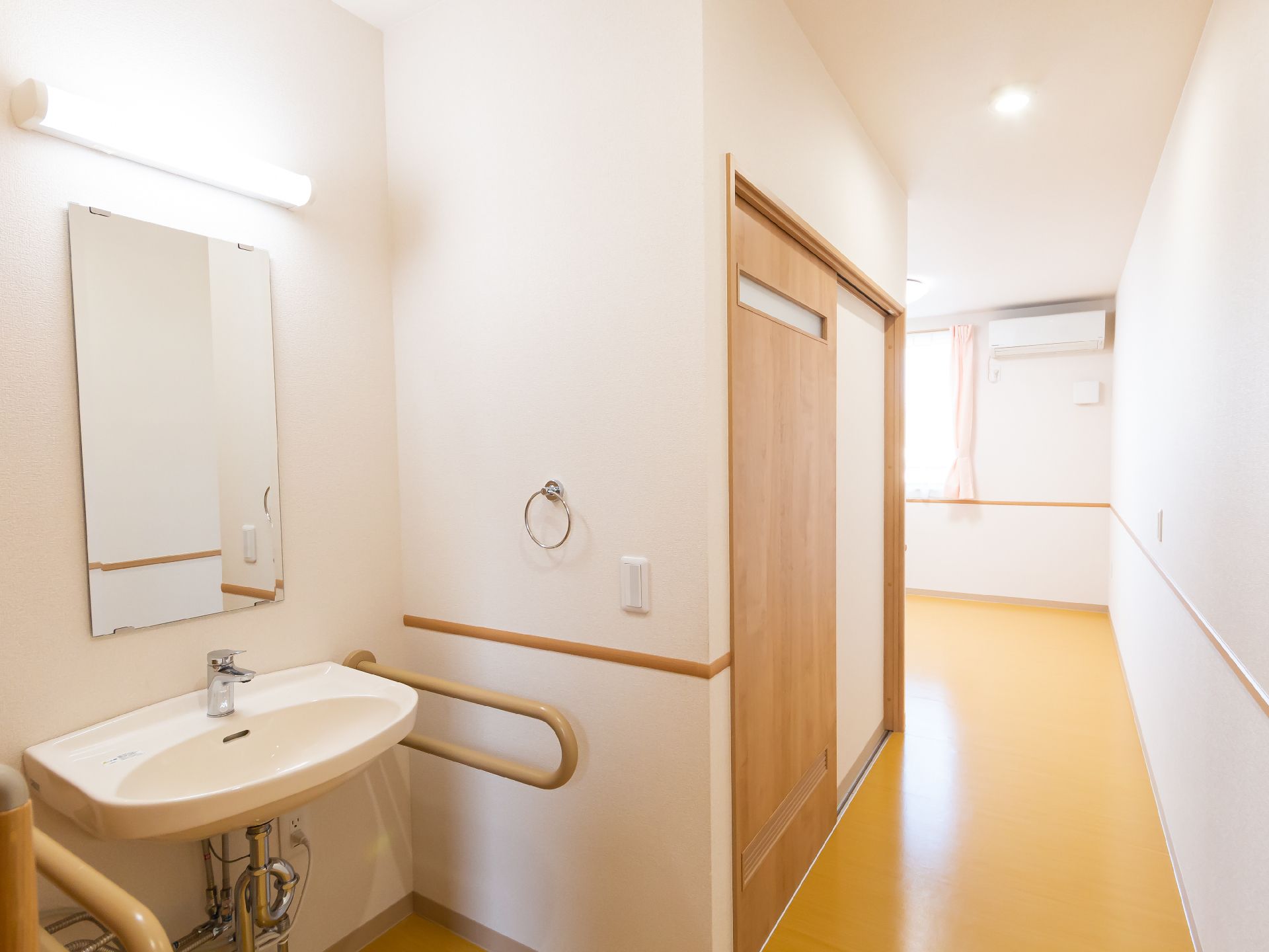 数多くの家具を設置することができ、入居者が快適に過ごせる居室