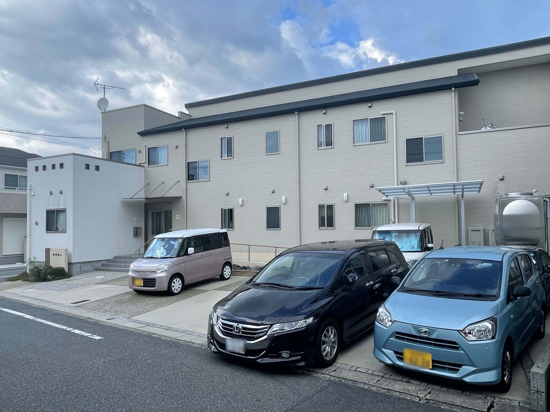 一軒家のような外観