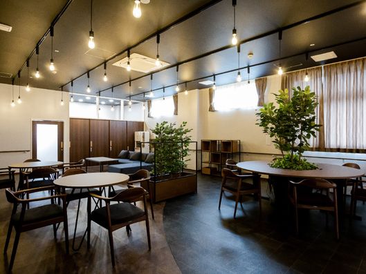 2F 共有スペース