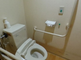介護施設の清潔なトイレ空間