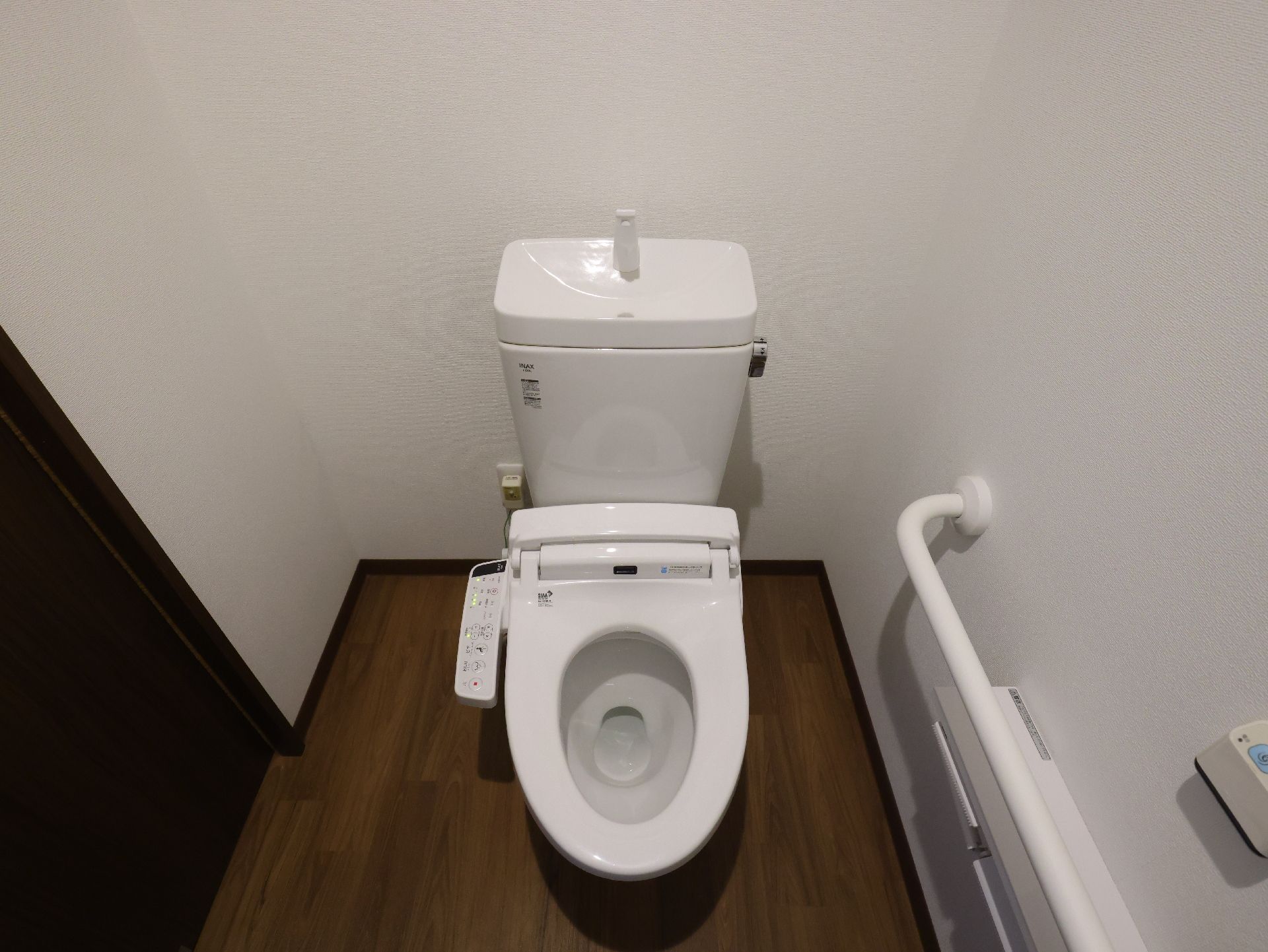 掃除の行き届いたきれいなトイレ