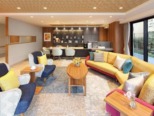 1F エントランスホール