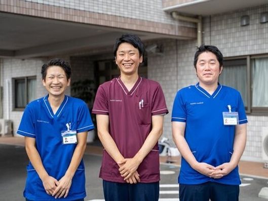 スタッフ