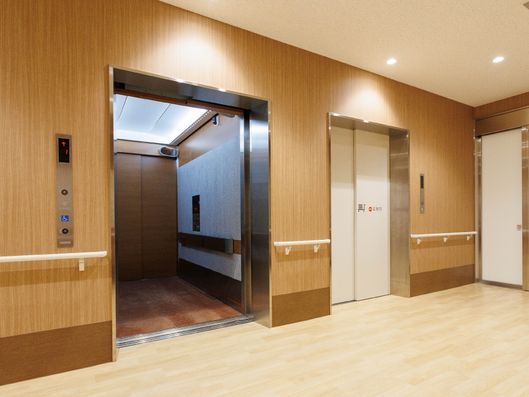 エレベーター