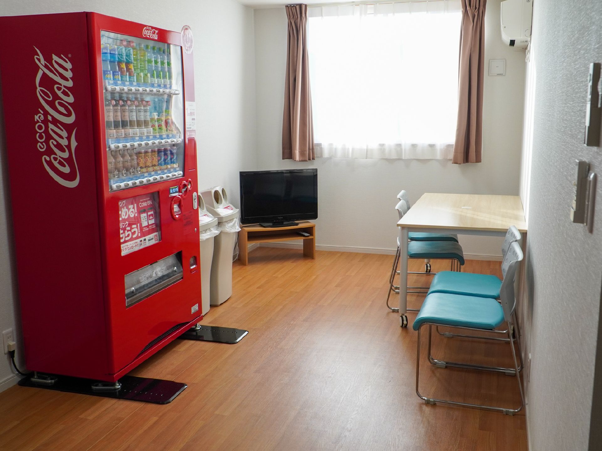 自動販売機のある老人ホーム