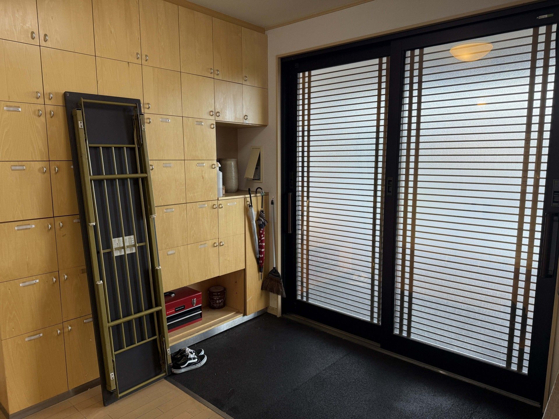 収納と出入口の空間