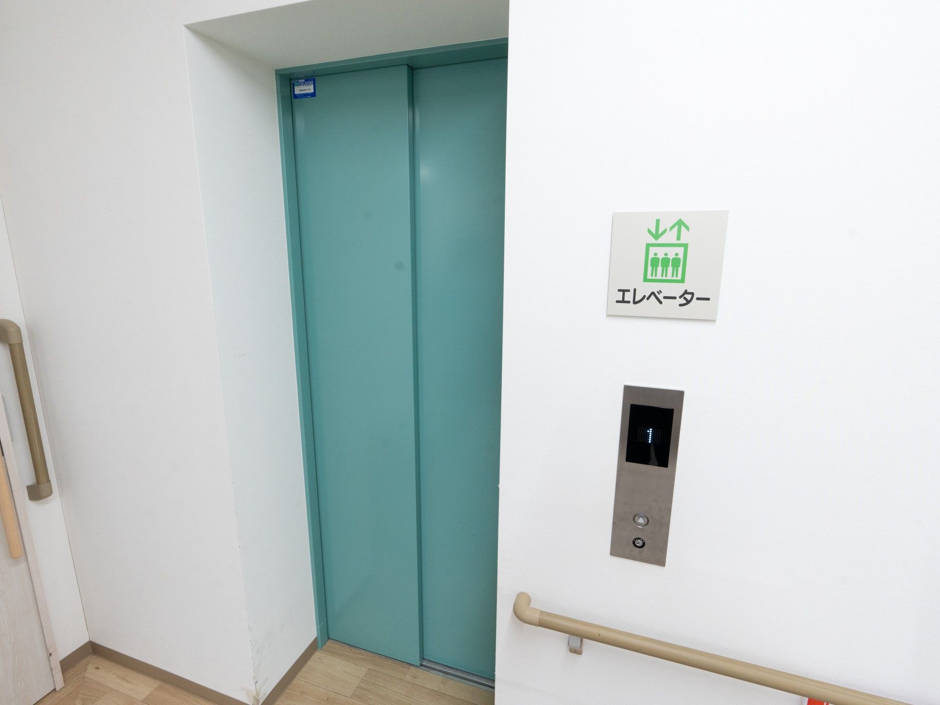 安全な移動を支えるエレベーター