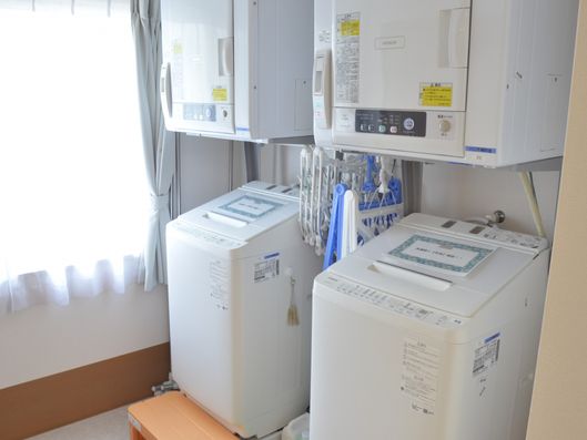 コインランドリー