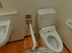 バリアフリー設計のトイレ空間