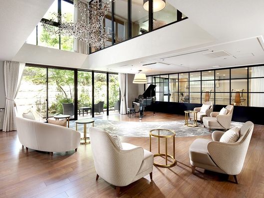 エントランスラウンジ