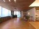 広々とした明るい共有スペース