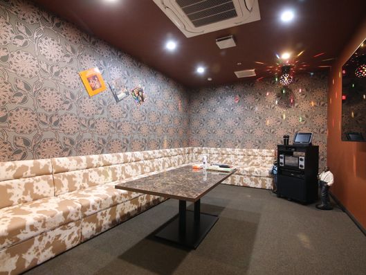 ラオケシアタールーム