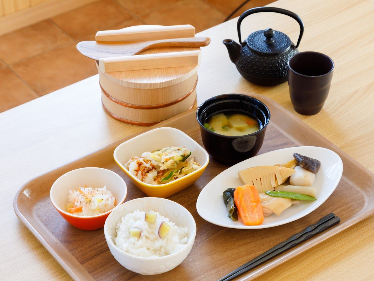 地元の食材にこだわったお食事