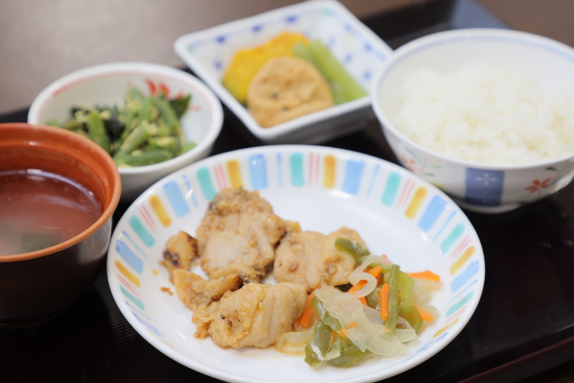 和食の食事セット