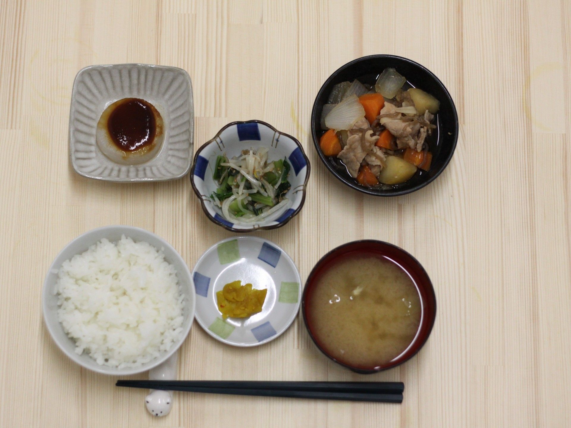 和風の配膳セット