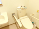 介護施設の清潔なトイレ設備