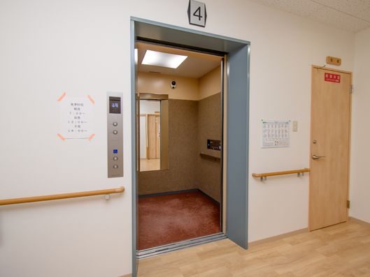 エレベーター